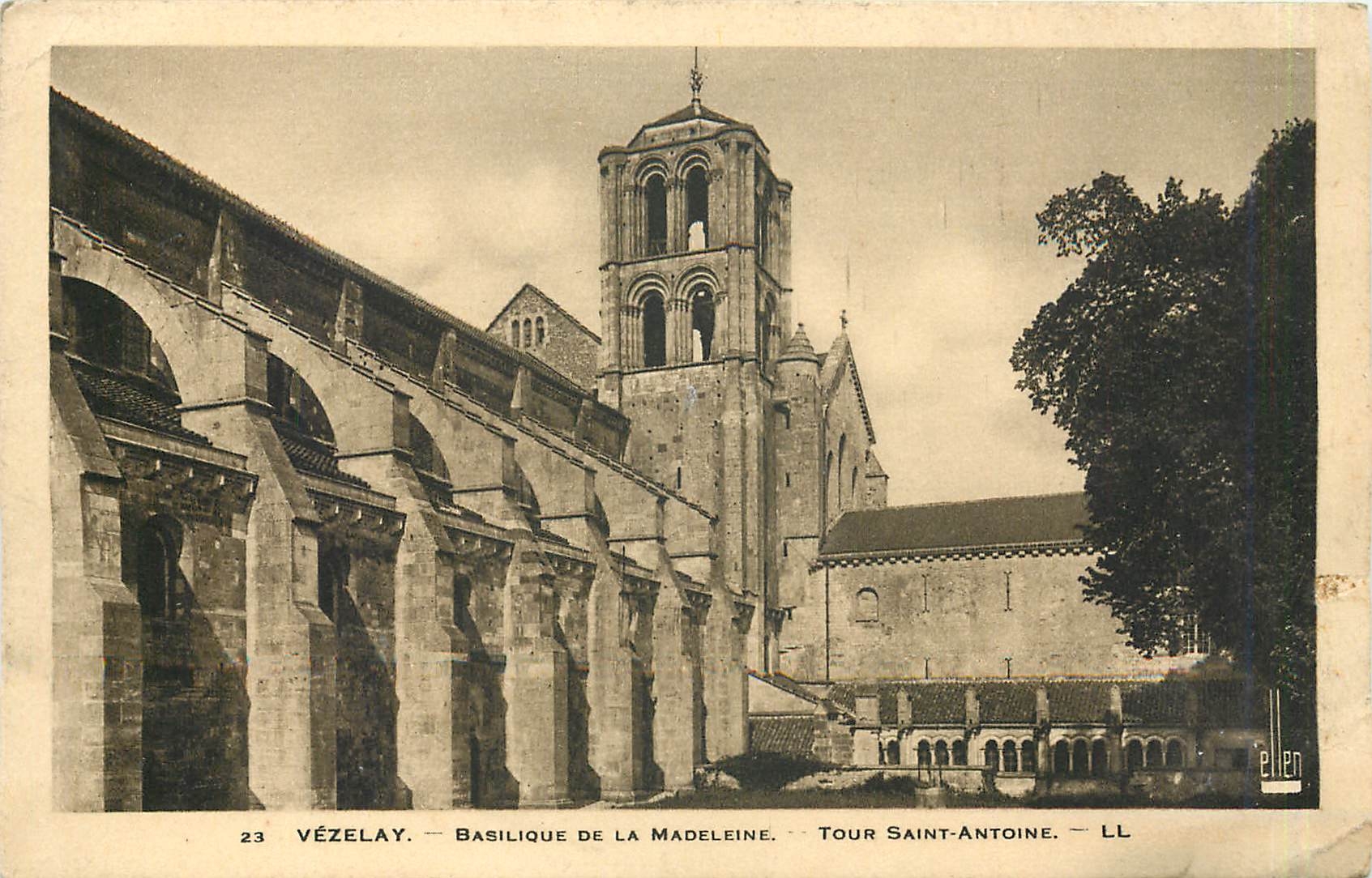VÉZELAY — Basilique de la Madeleine — Tour Saint-Antoine — LL — Éditeur Ellen, n°23