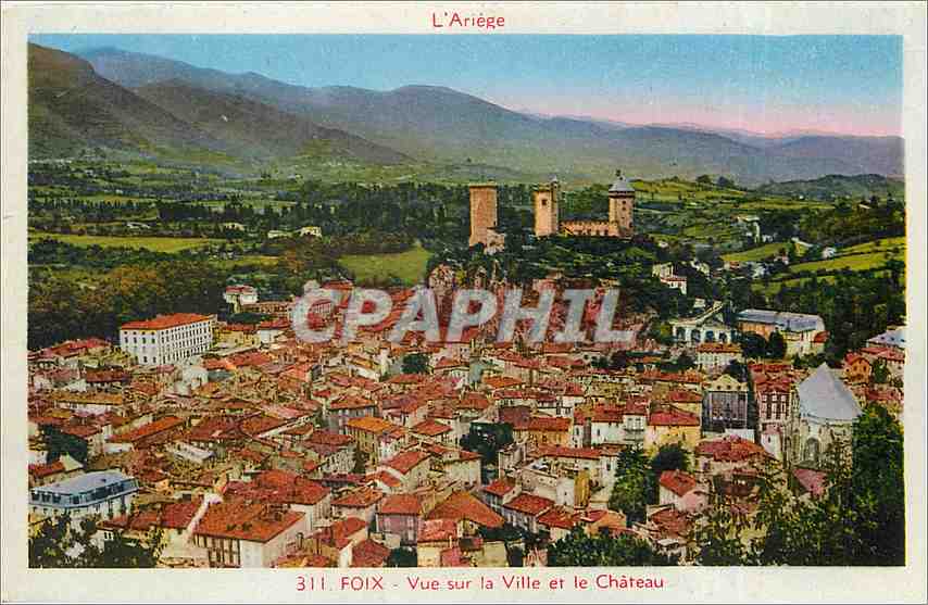 CPA Foix - Vue sur la Ville et le Château