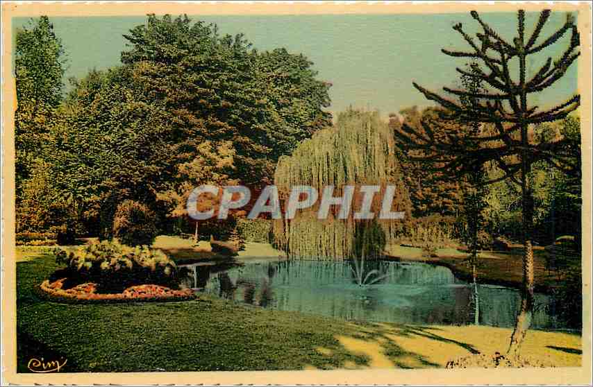 CPA Le Cateau - Jardin Fenelon - vue de Bas