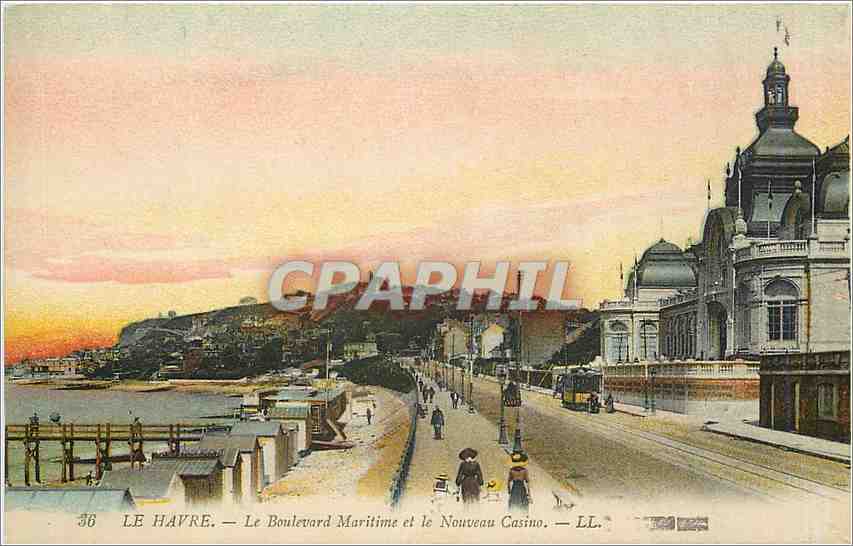 CPA Le Havre  -  Le Boulevard Maritime et le nouveau Casino