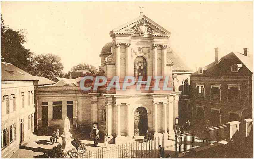 CPA La Chapelle des Carmelites de Lisieux  -  La Façade