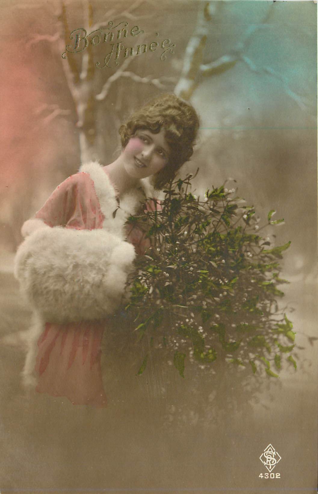 Jeune femme en robe rose tenant un buisson de gui — Bonne Année — éditeur S.S. n° 4302