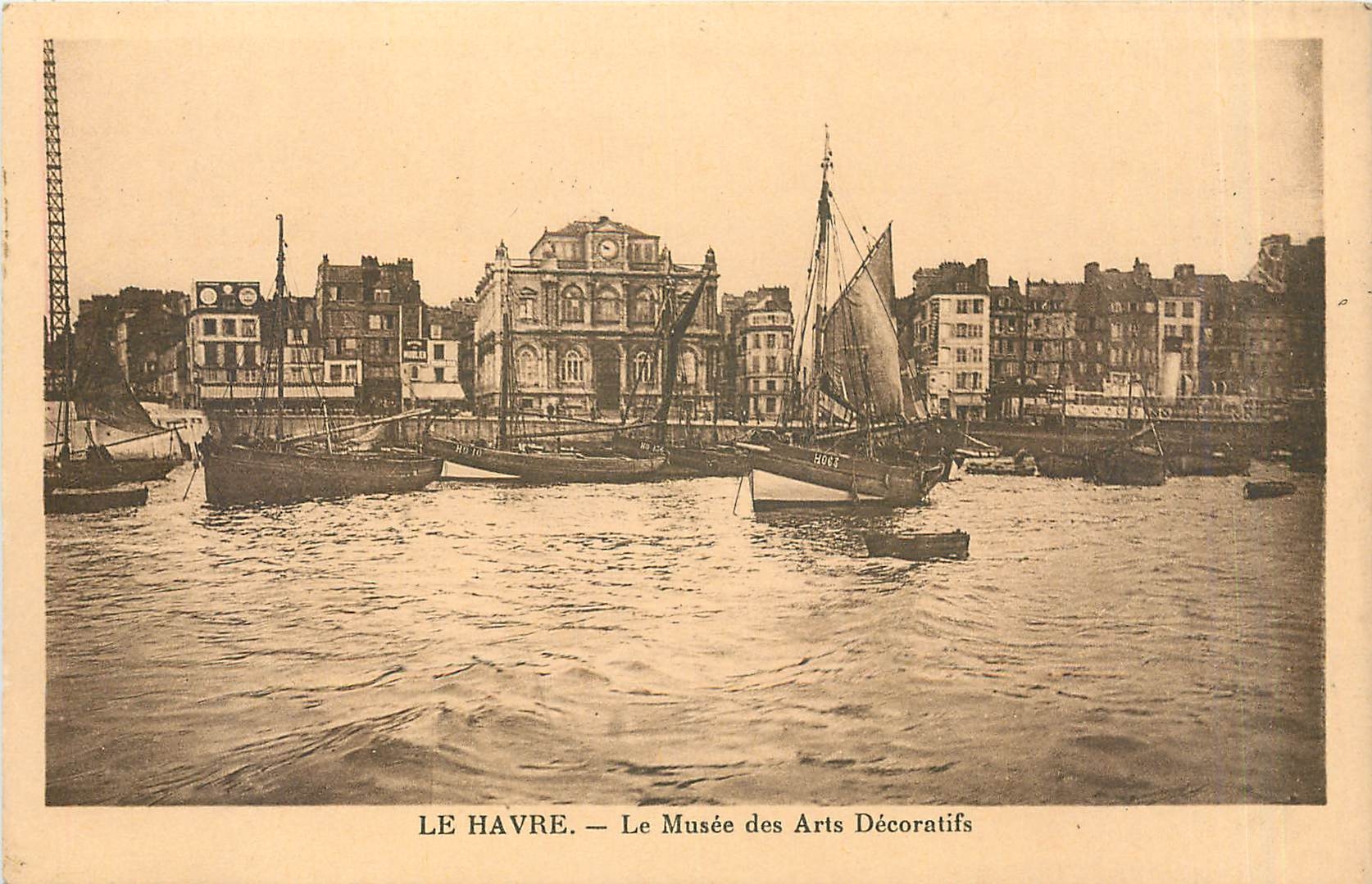 CPA Le Havre - Le Musee des arts decoratifs  Bateau
