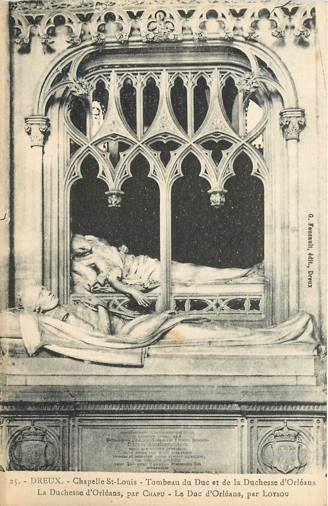 CPA Dreux Chapelle Saint-Louis - Tombeau du Duc et de la Duchesse d'Orleans