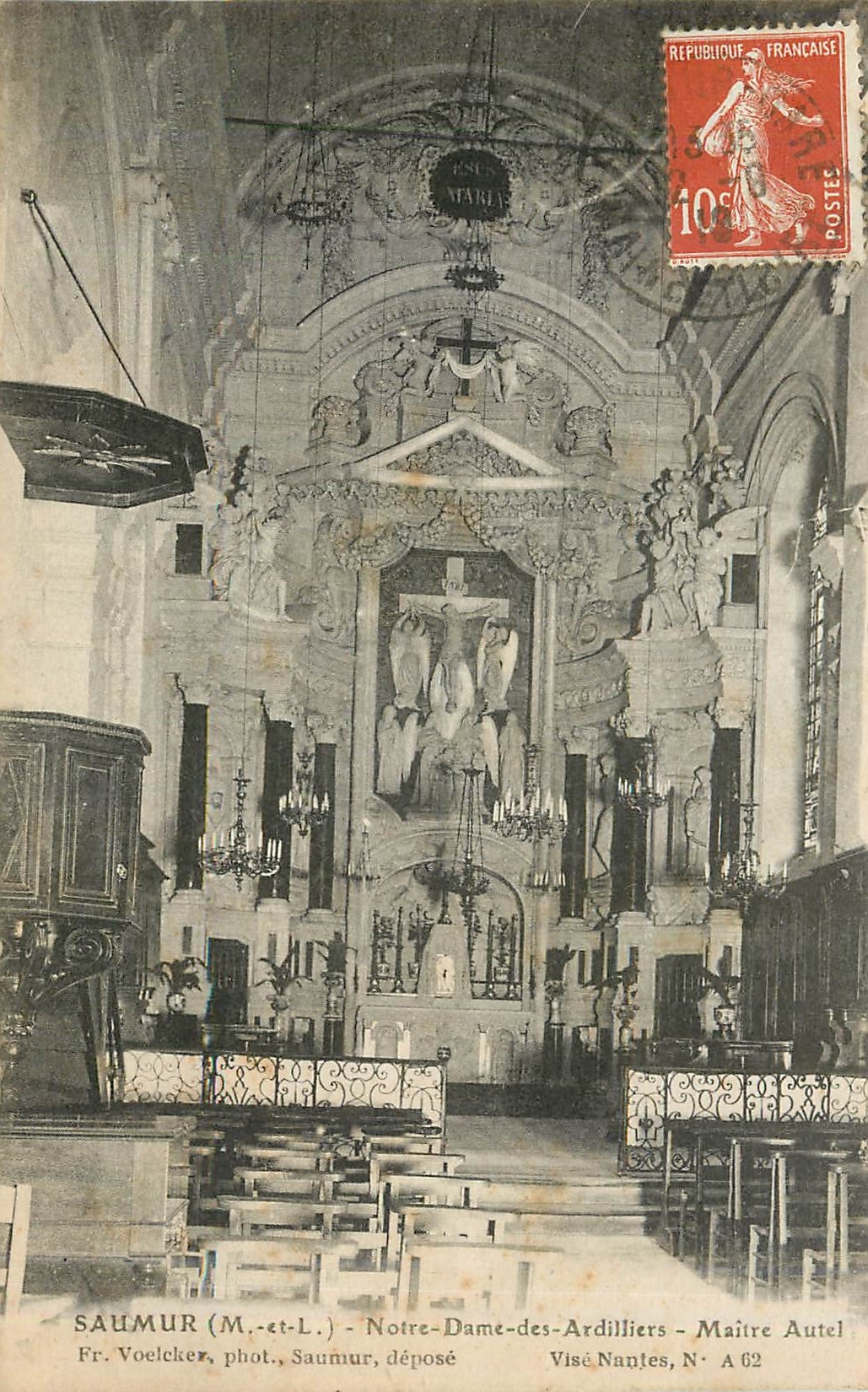 CPA Saumur Notre-Dame-des-Ardilliers - maitre autel