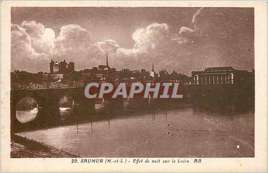 CPA Saumur Effet de nuit sur la Loire