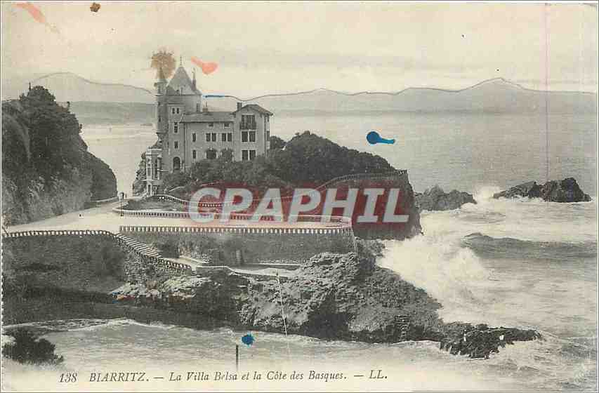 CPA Biarritz - la villa Belsa et la Cote des Basques