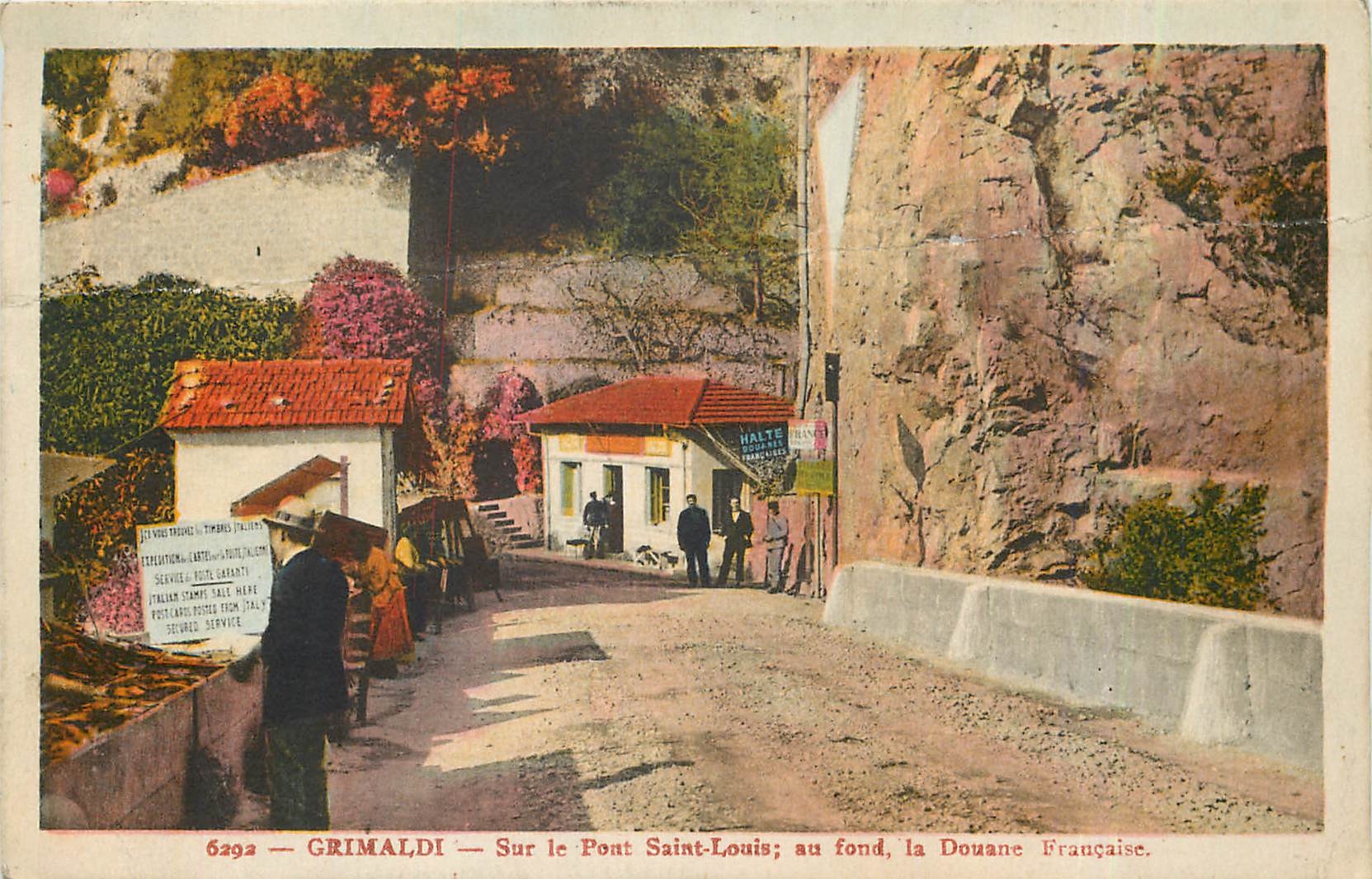 CPA Grimaldi - sur le pont Saint-Louis au fond la douane française