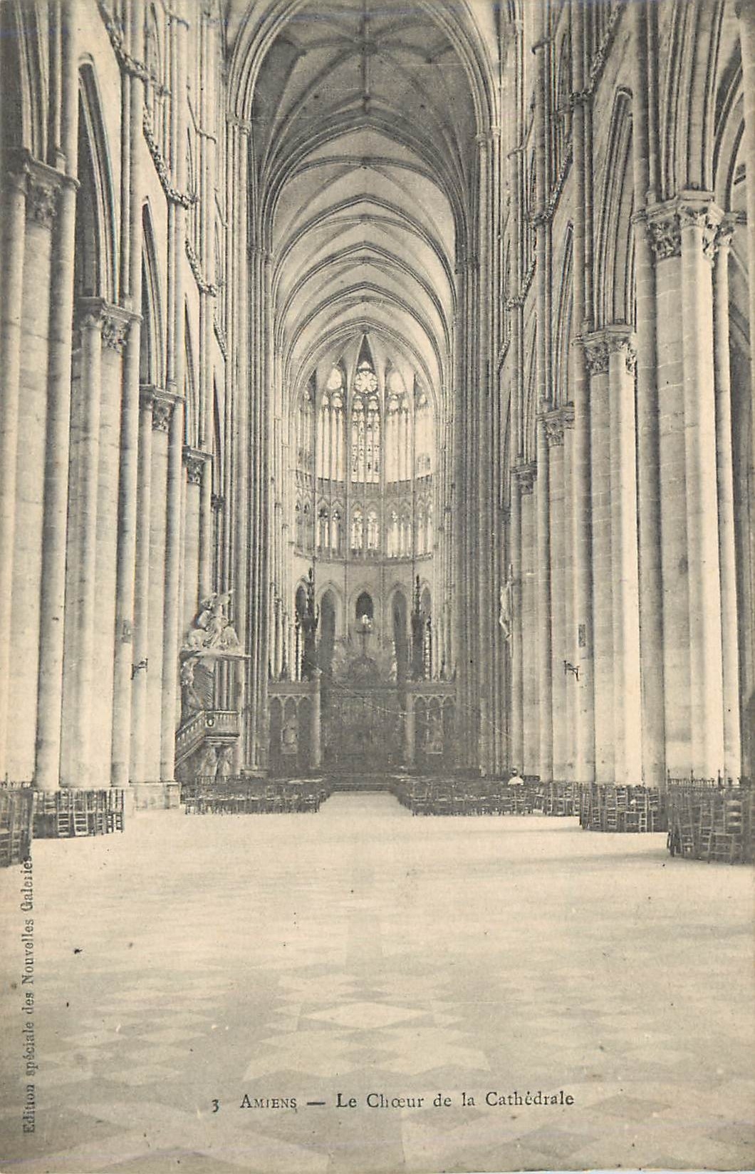 CPA Amiens - le chœur de la cathedrale