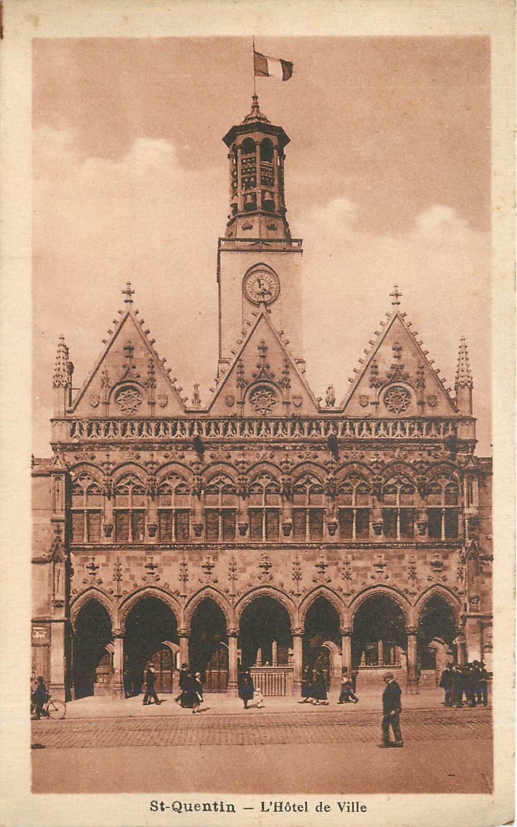 St-Quentin — L'Hôtel de Ville — Édition Toulouse