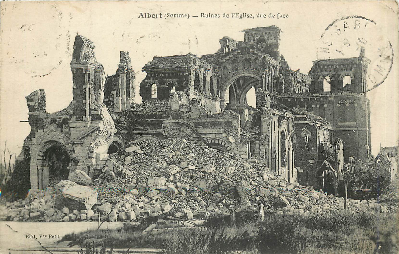 CPA Albert Ruines de l'eglise vue de face Militaria