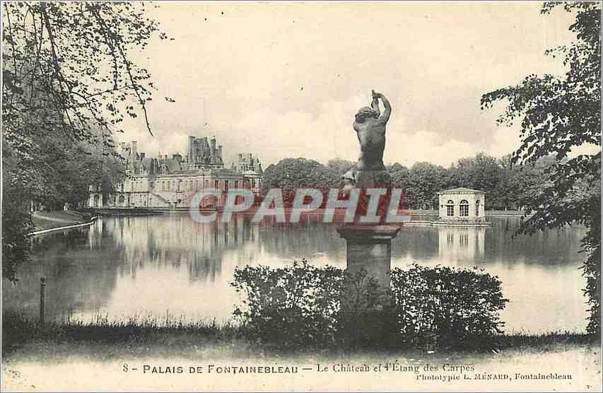 Palais de Fontainebleau — Le Château et Étang des Carpes — Phototypie L. MÉSARD, Fontainebleau