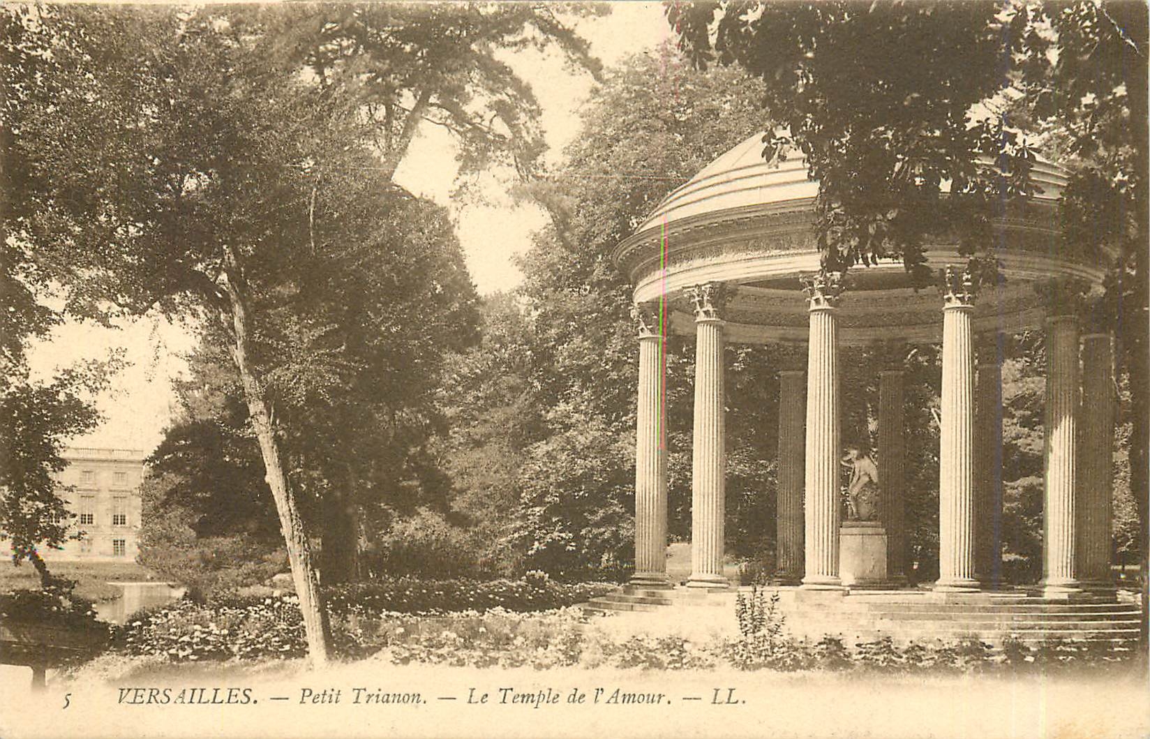 CPA Versailles Petit Trianon le temple de l'amour