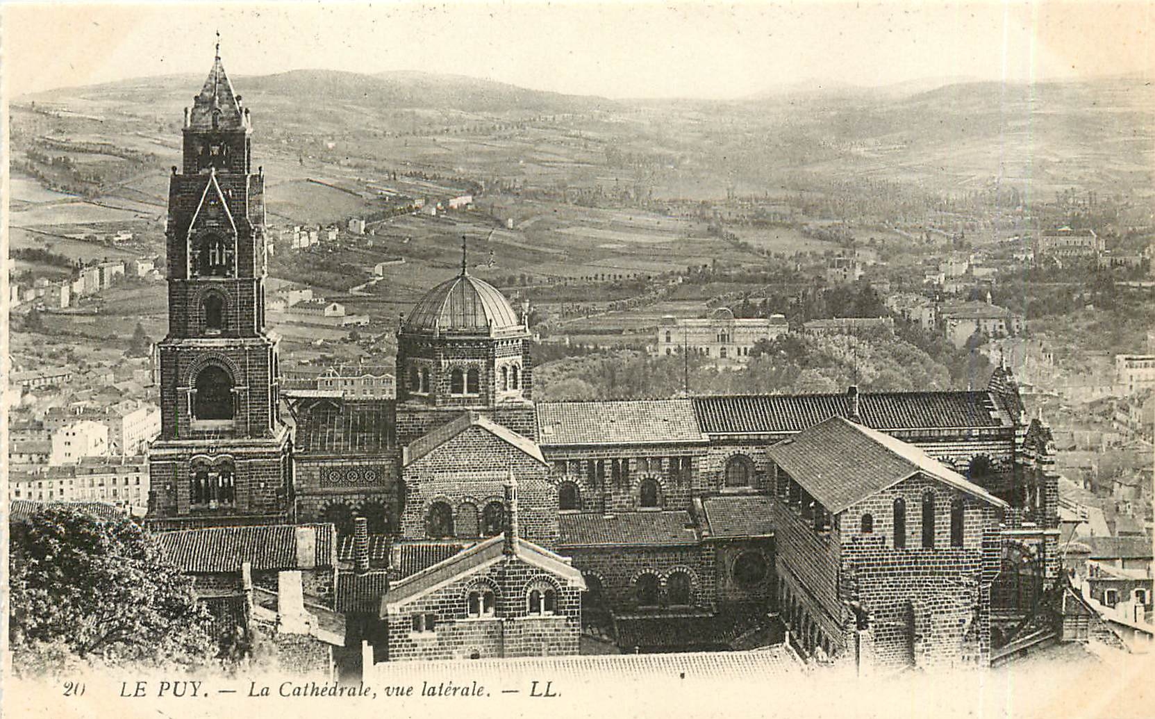 Le Puy — La Cathédrale, vue latérale — LL.