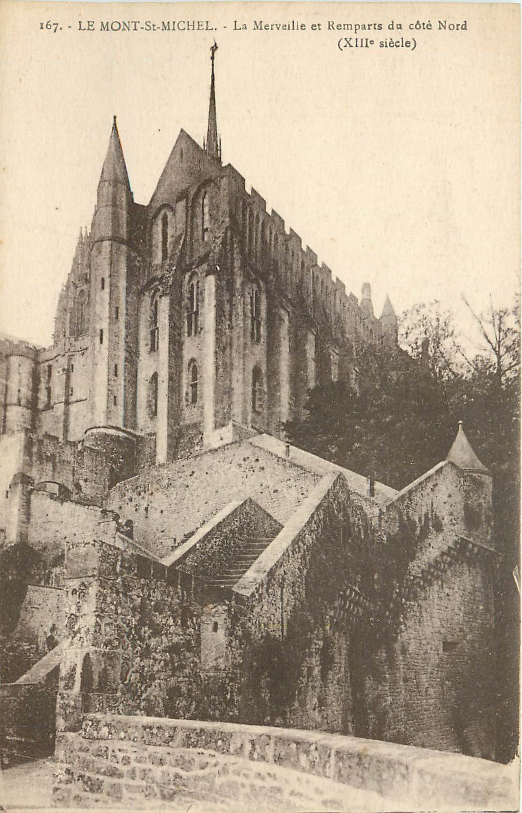 CPA le Mont St-Michel la merveille et remparts du cote Nord