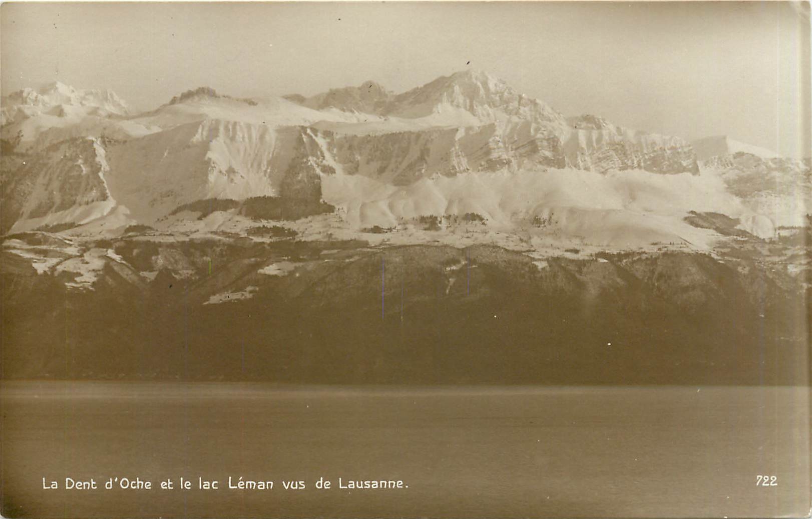 CPA La Dent d'Oche et le lac Leman vus de Lausanne 