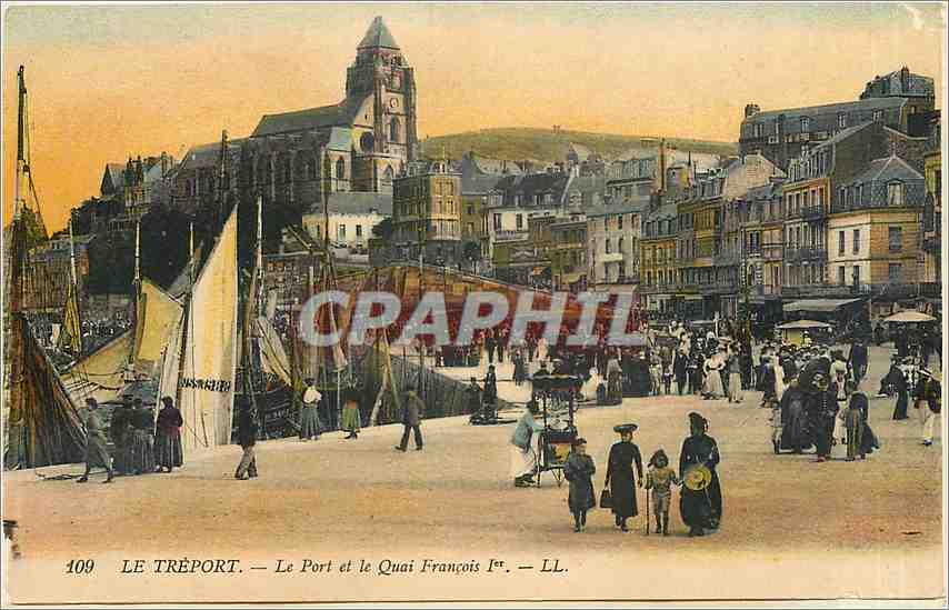 CPA Le Treport le Port et le Quai Francois Ier 