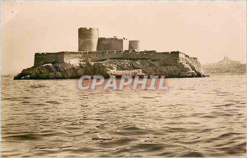 CPM Marseille B du Rhone le chateau d'If et Notre Dame de la Garde 