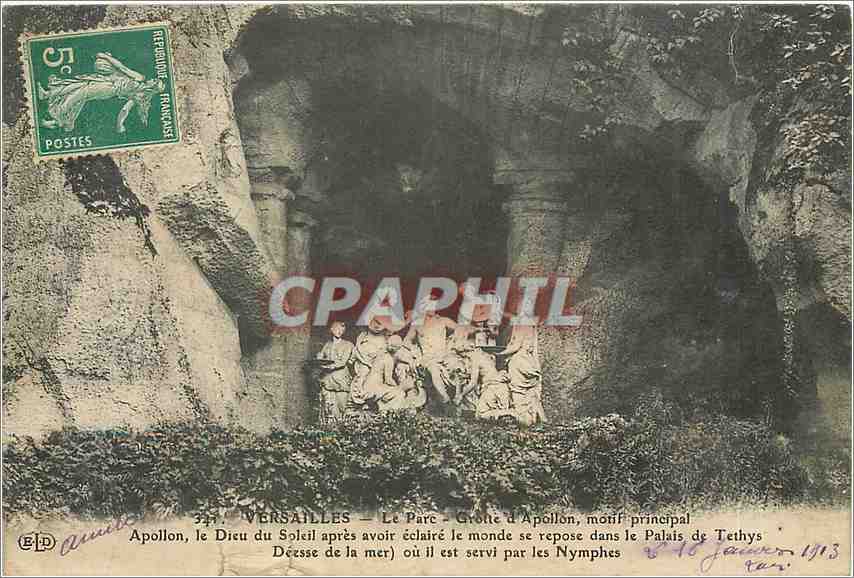 CPA Versailles le parc grotte d'Apollon motif principal Apollon le Dieu du Soleil avoir eclaire le m