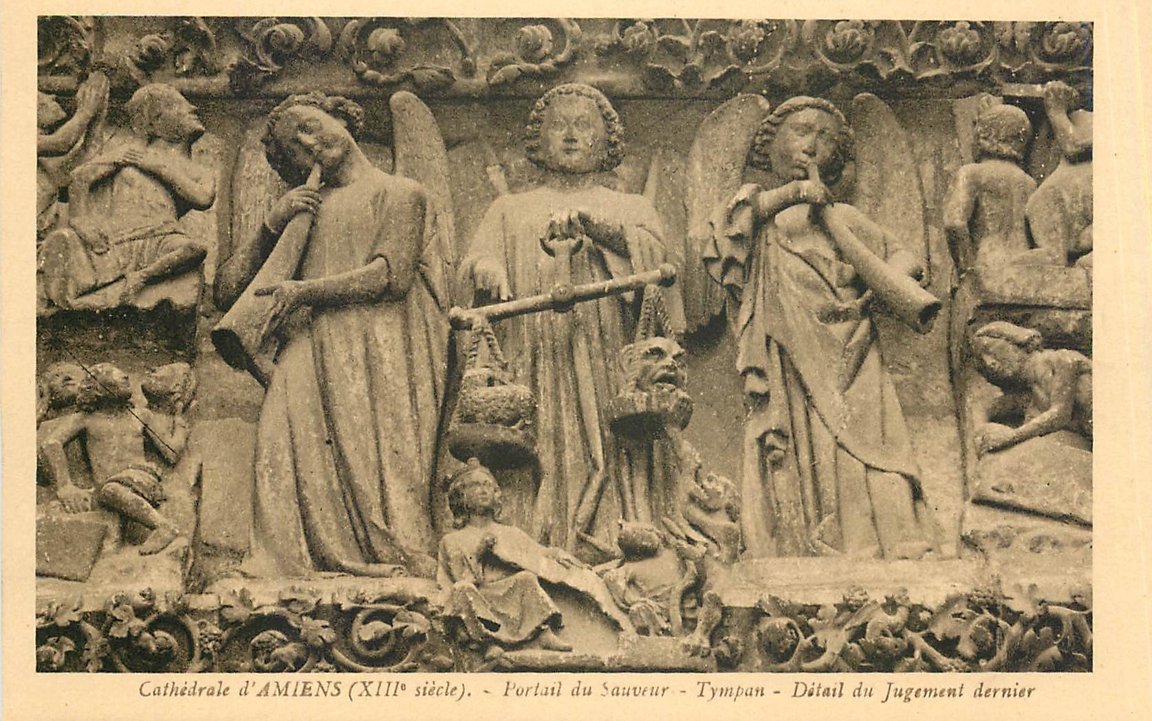 CPA Cathedrale d'Amiens XIII siecle Portail du Sauveur Tympan detail du Jugement dernier 
