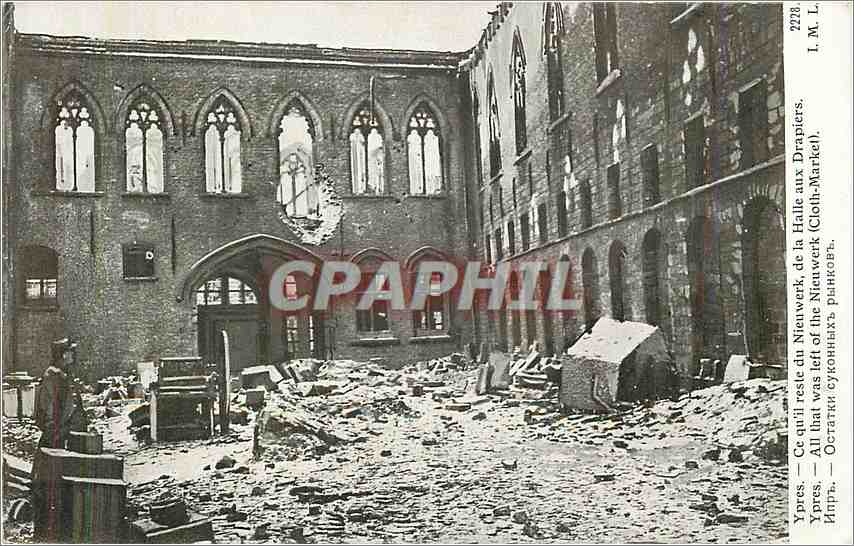 CPA Ypres ce qu'il reste du Nieuwerk de la Halle aux Drapiers 