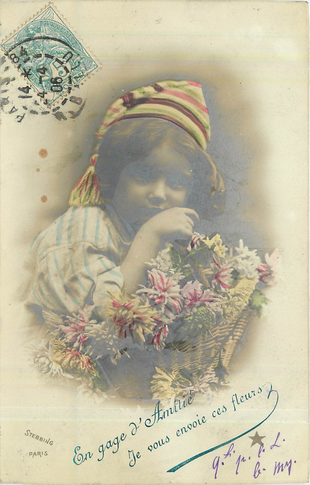 CPA En gage d'Amitie je vous envoie ces fleurs Enfant