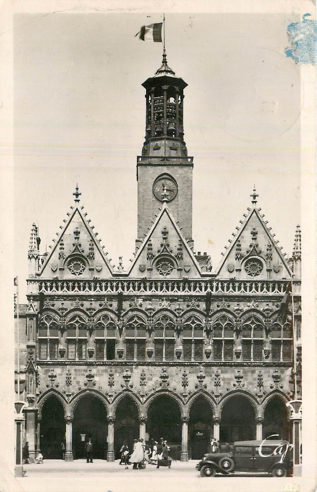 CPA St Quentin l'Hotel de Ville 