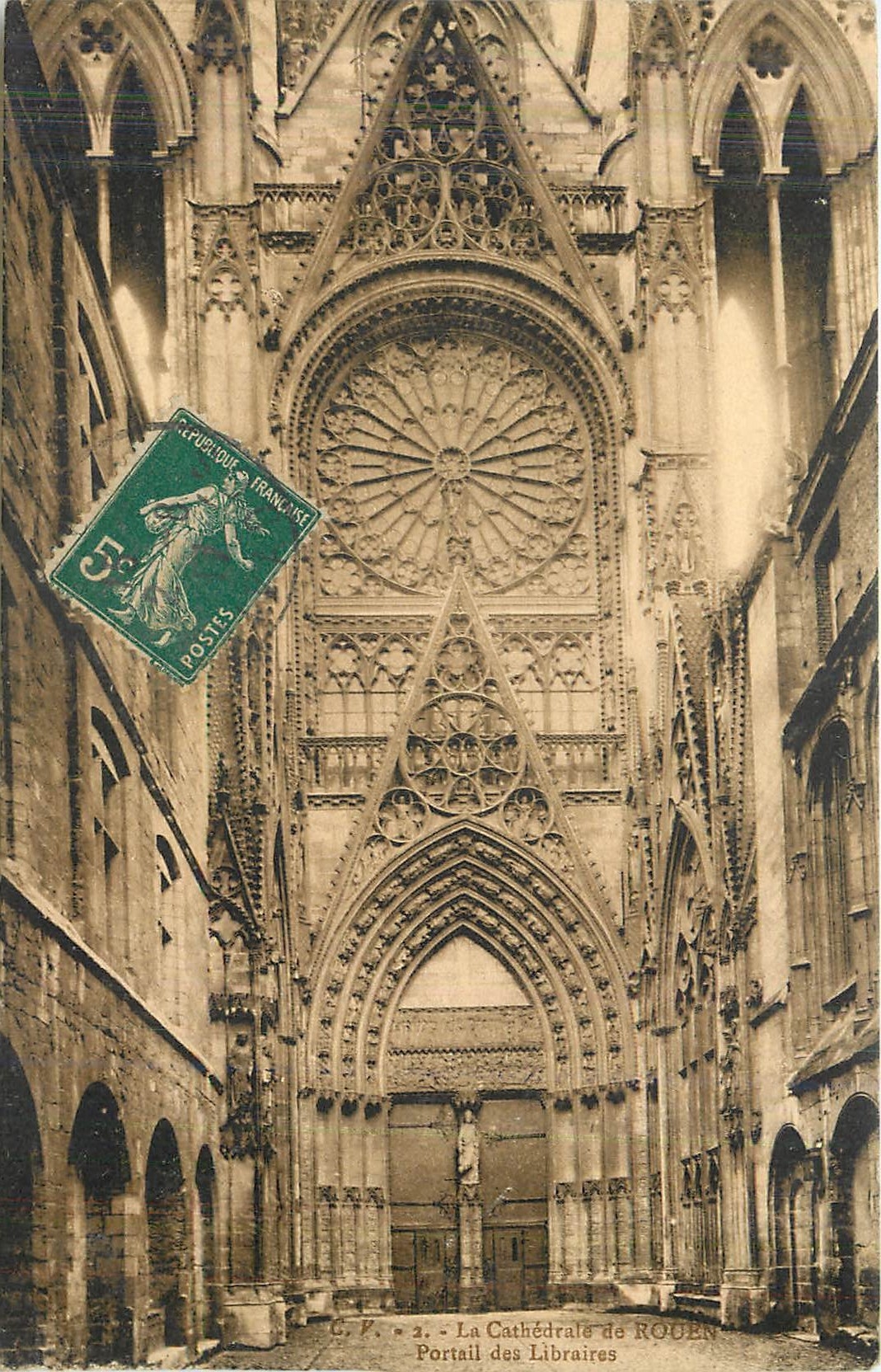 CPA La cathedrale de Rouen Portail des Libraires 