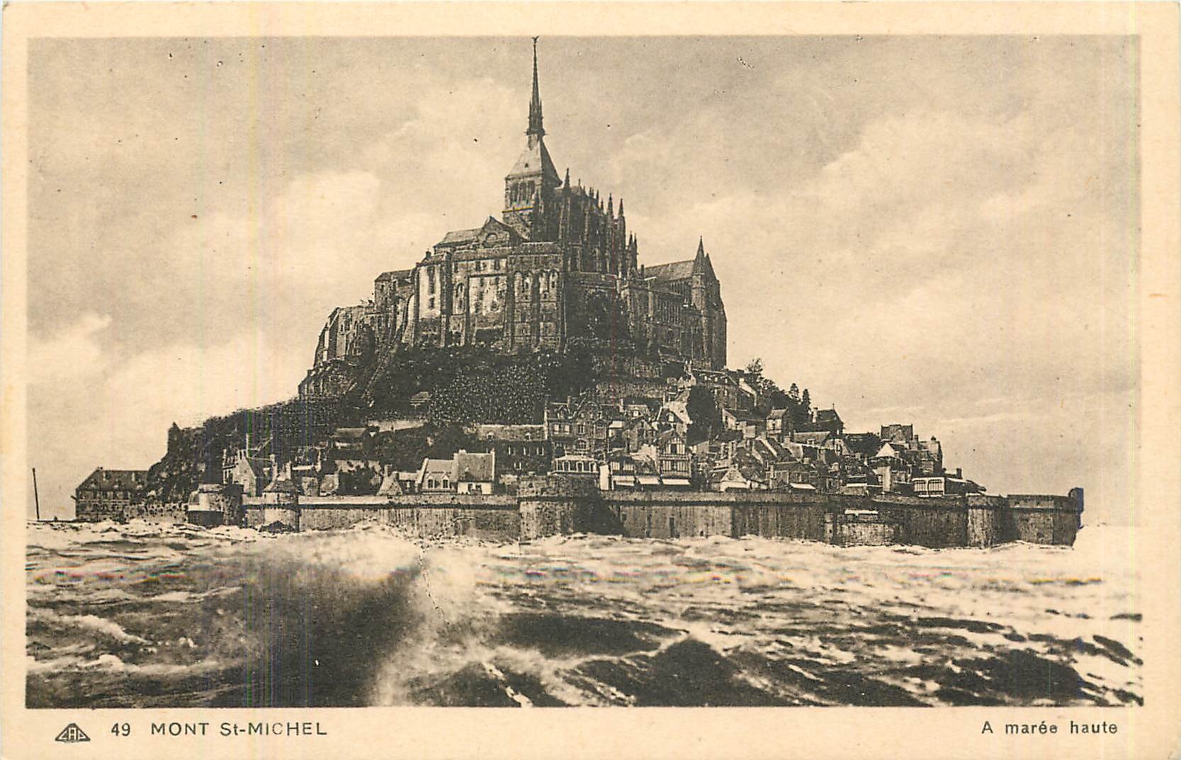 CPA Mont St Michel a maree haute 