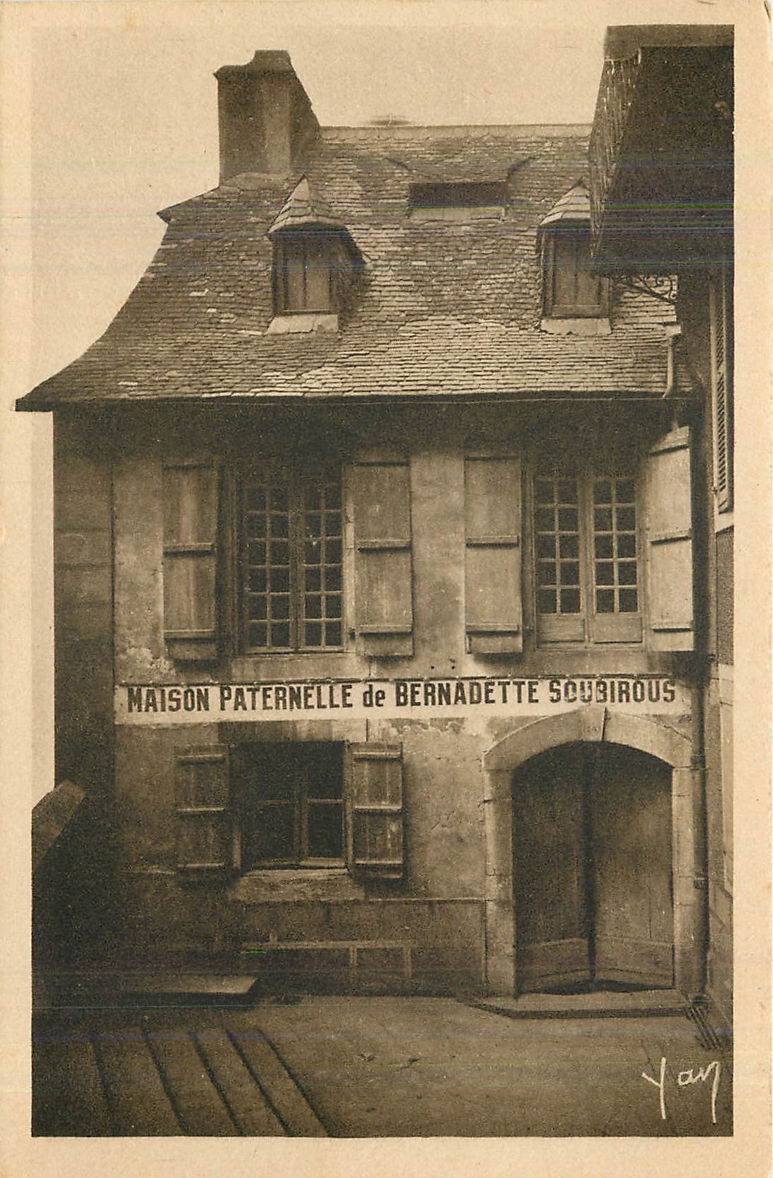 CPA Lourdes Maison Paternelle de Sainte Bernadette 