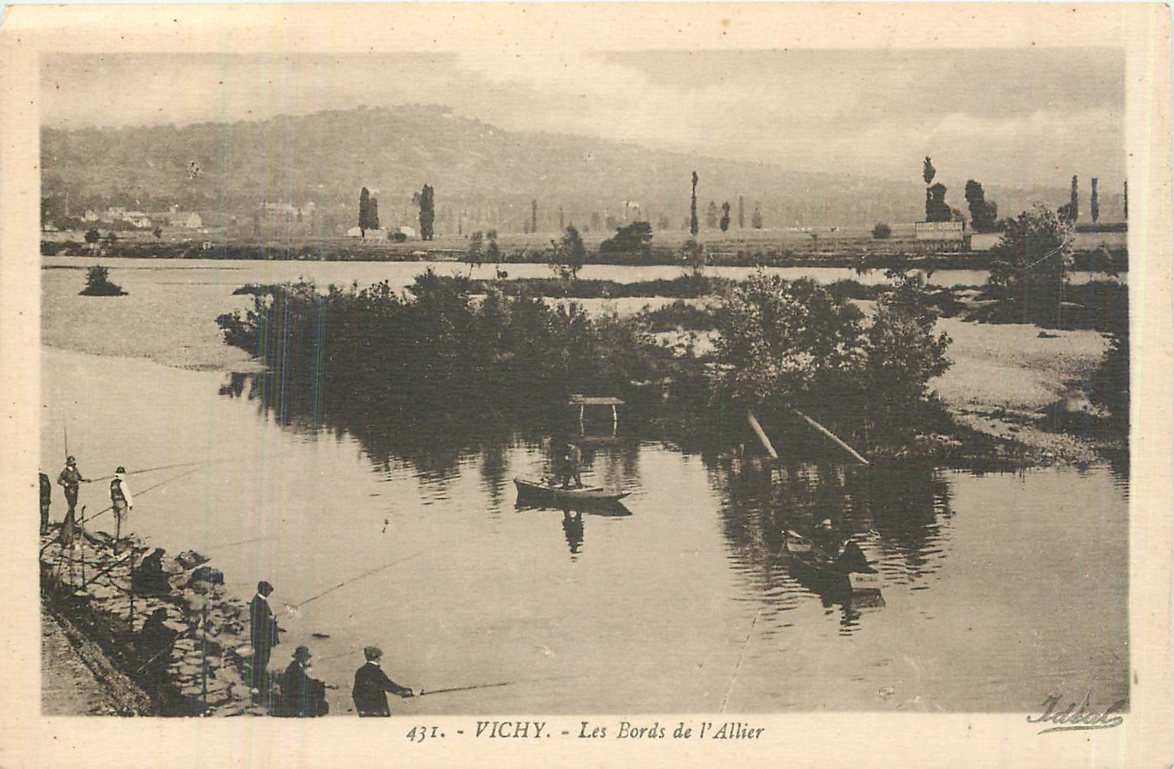 CPA Vichy les bords de l'Allier Peche Pecheurs