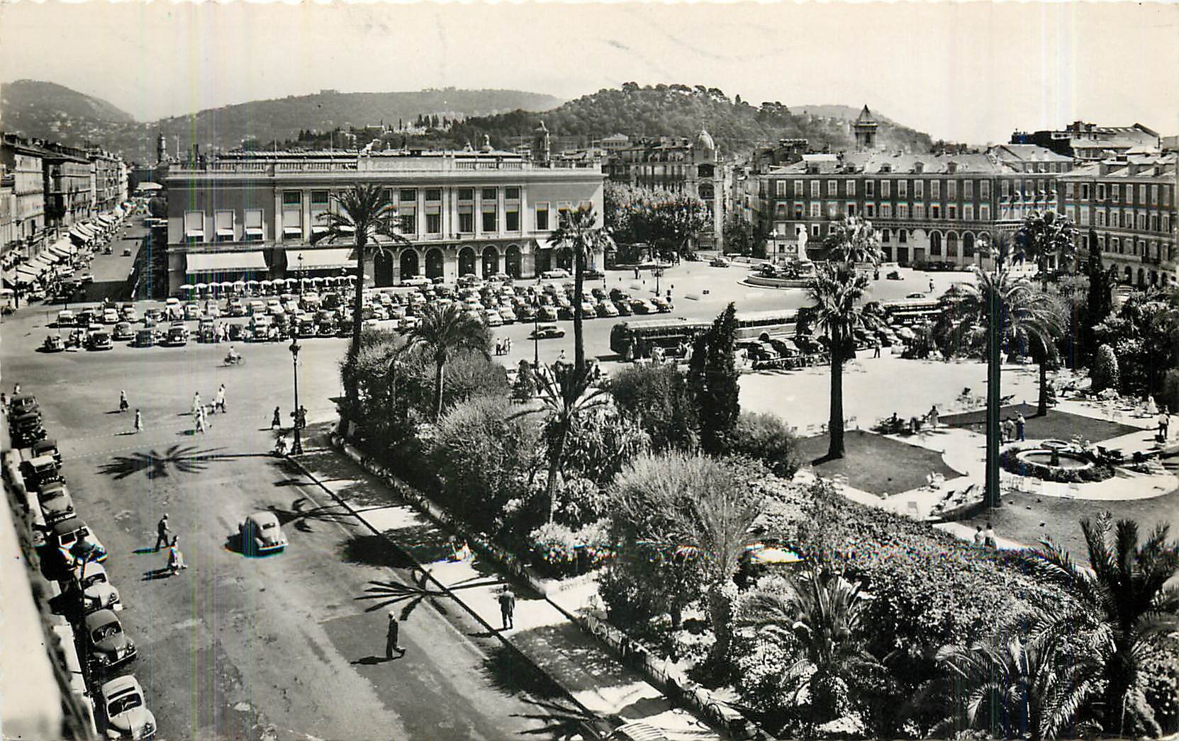 CPM La Cote d'Azur Nice la Place Massena 