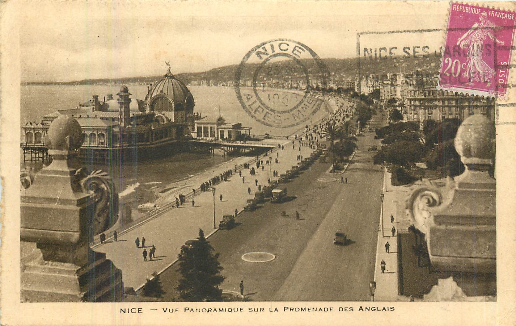 CPA Nice vue panoramique sur la Promenade des Anglais 