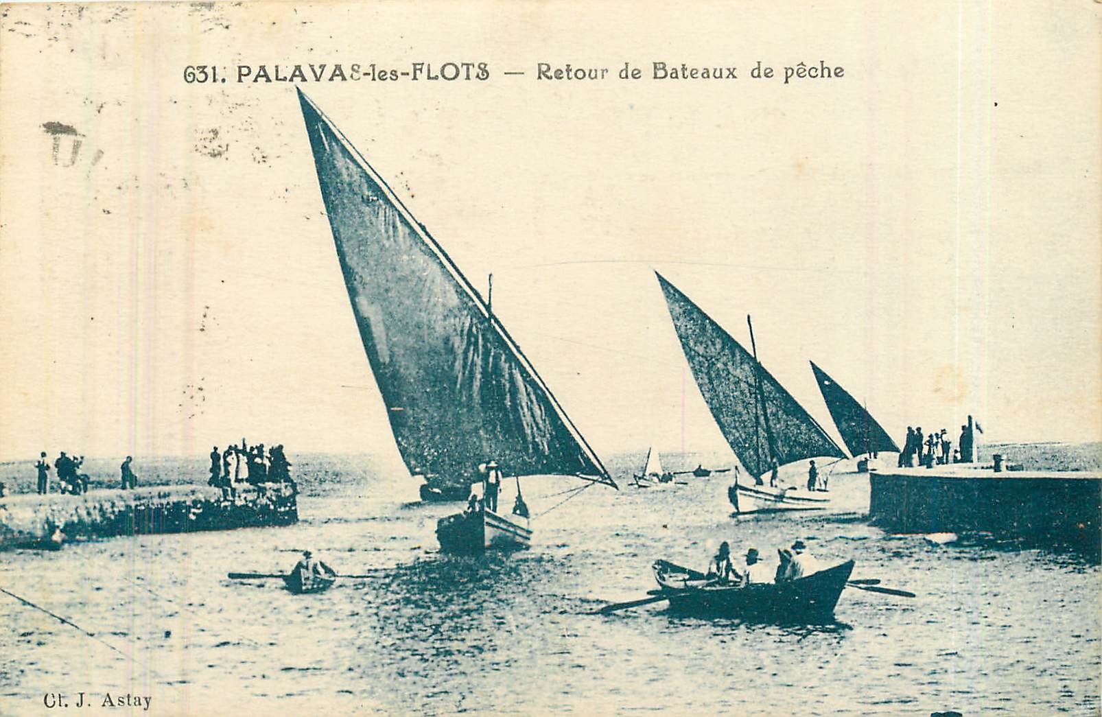 CPA Palavas les Flots retour de Bateaux de peche 