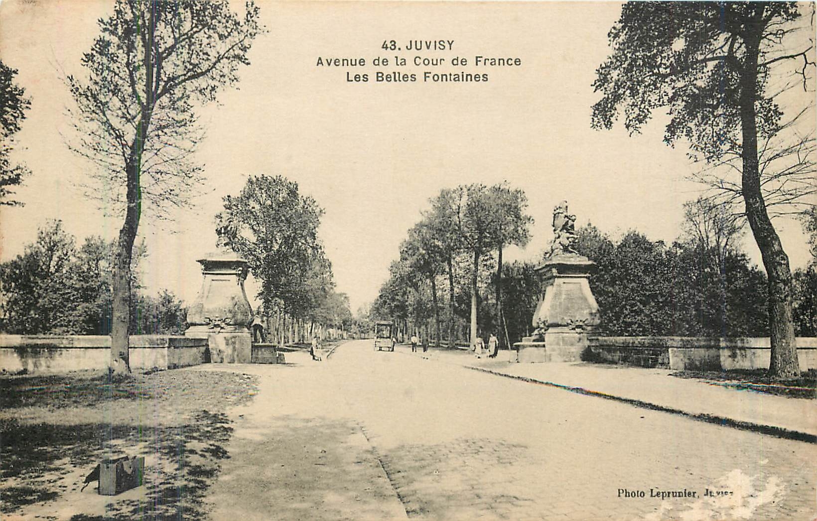 CPA Juvisy Avenue de la cour de France les belles fontaines 