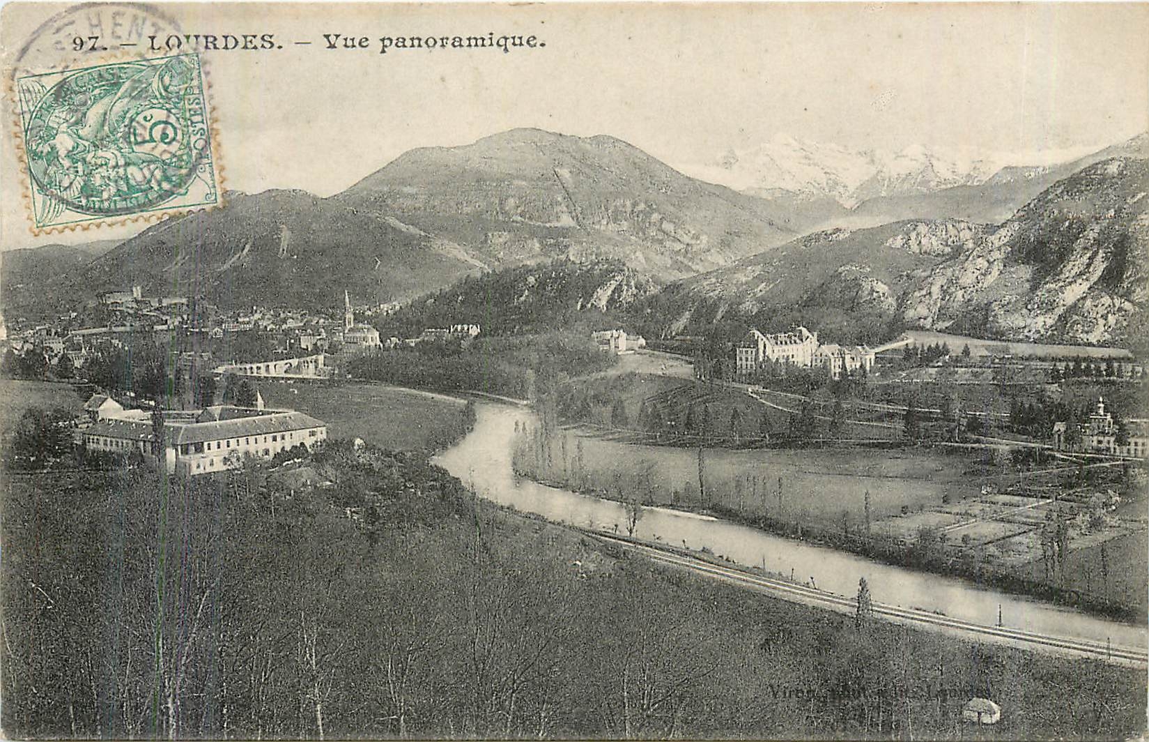 CPA Lourdes vue panoramique 