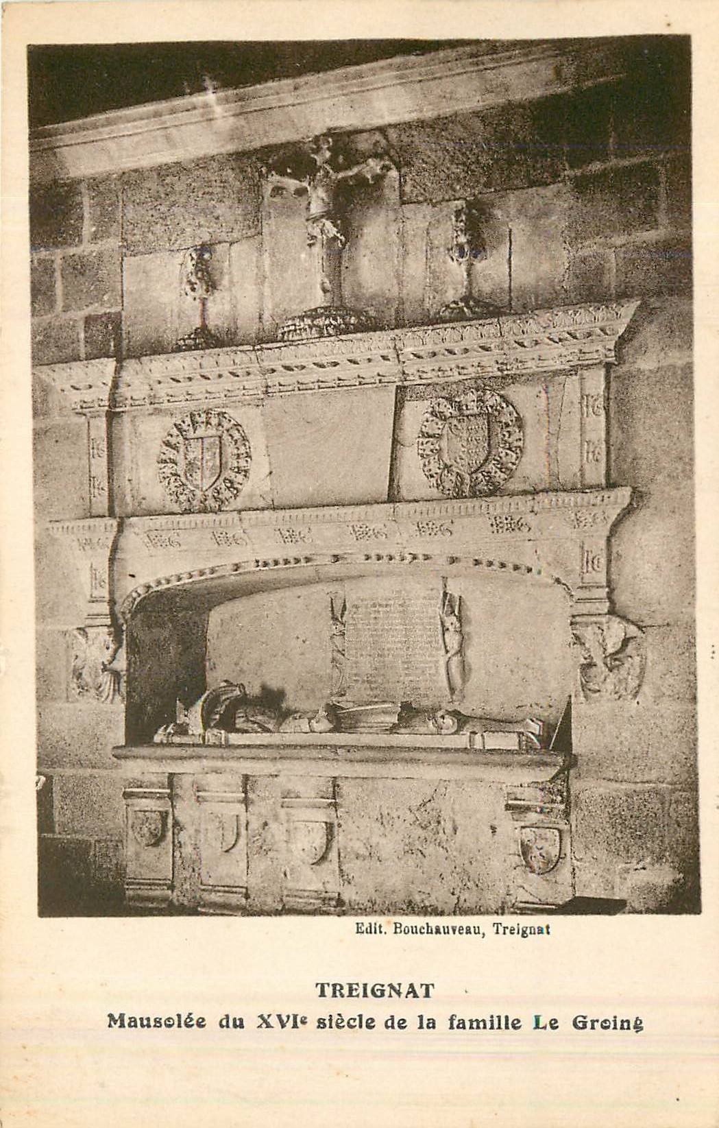 CPA Treignat Mausolee du XVI siecle de la famille le Groing 