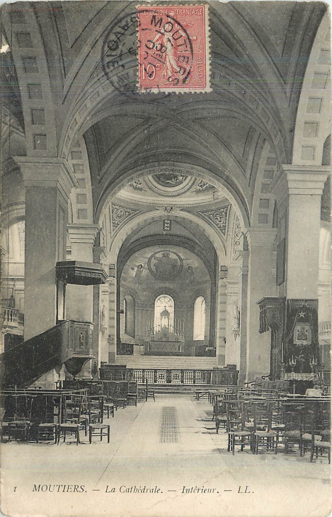 CPA Moutiers La Cathedrale Interieur 