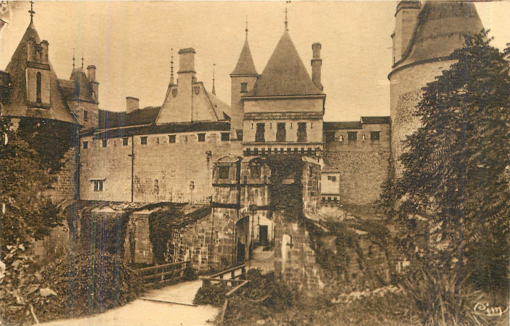 CPA Chateau de La Rochepot Cote d'Or Les Pont Levis 