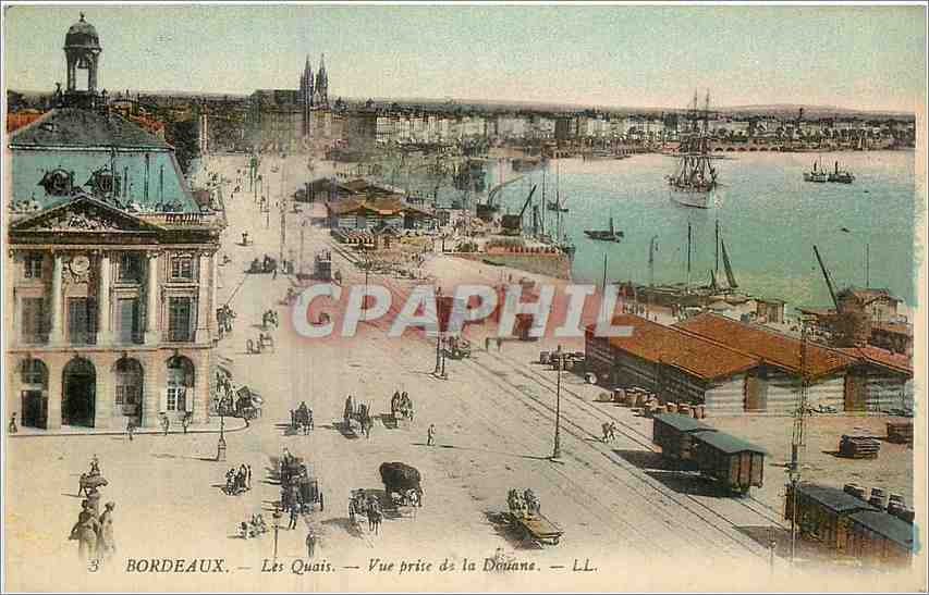 CPA Bordeaux Les Quais Vue prise de la Douane 