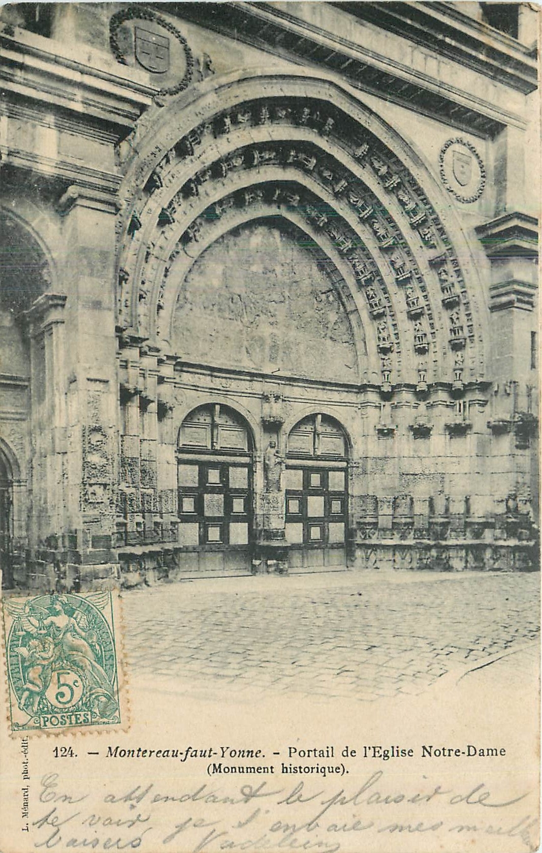 CPA Montereau faut Yonne Portail de l'Eglise Notre Dame 