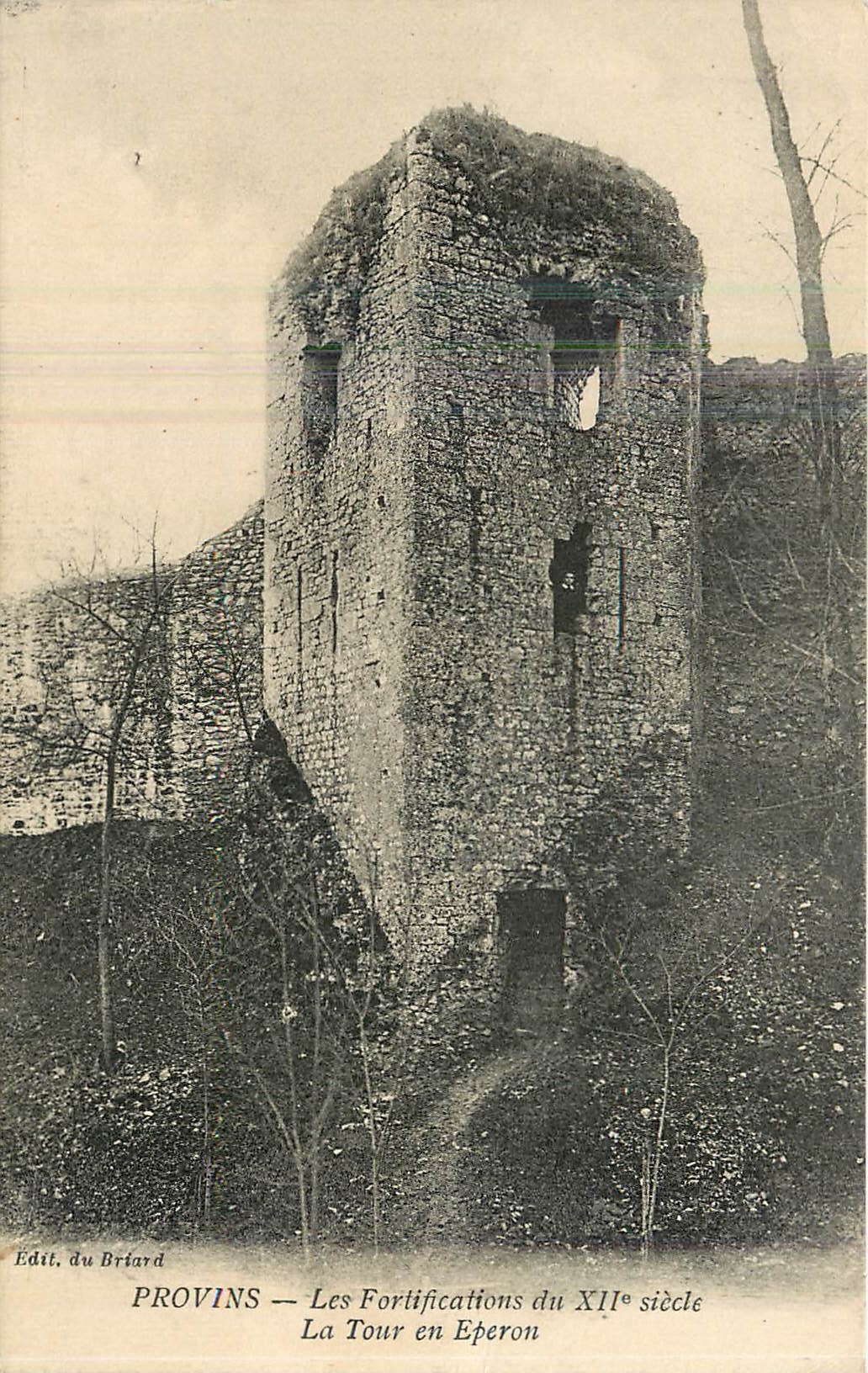 CPA Provins Les Fortifications du XII siecle La Tour en Eperon 