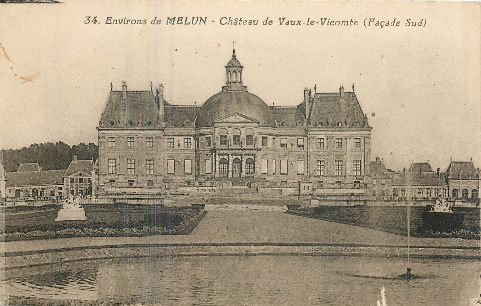 CPA Environs de Melun Chateau de Vaux le Vicomte Facade Sud 