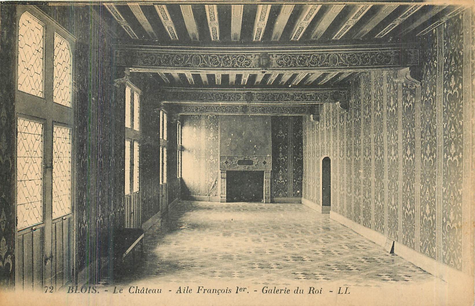 CPA Blois Le Chateau Aile Francois Galerie du Roi 