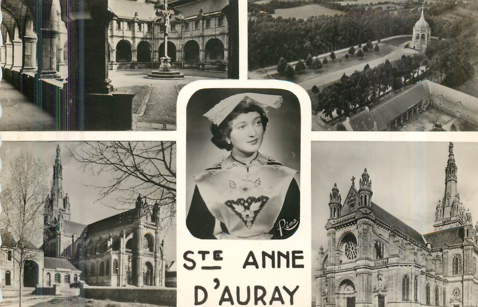 CPM En Bretagne Sainte Anne d'Auray Folklore