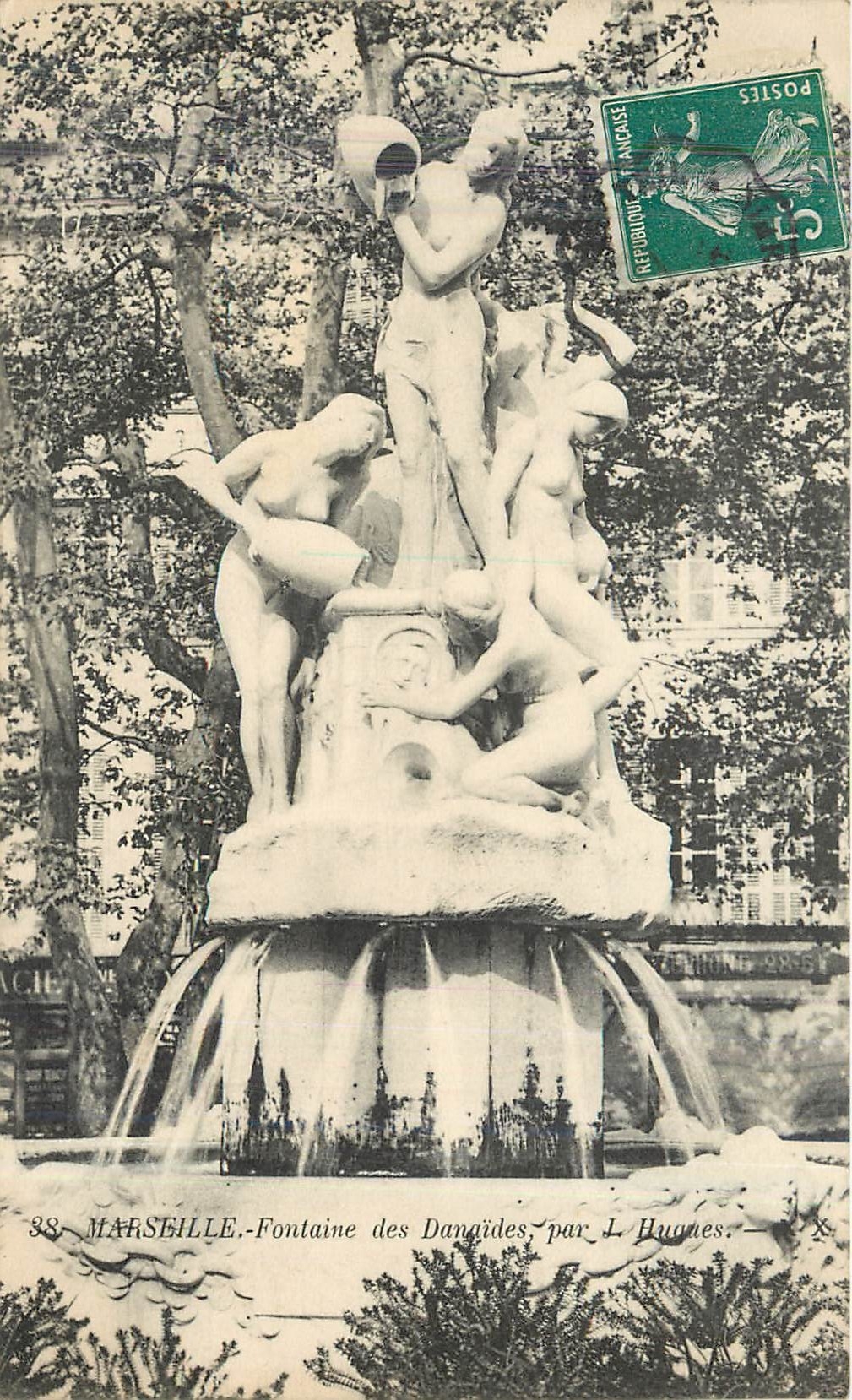 CPA Marseille Fontaine des Danaides par L Humes 