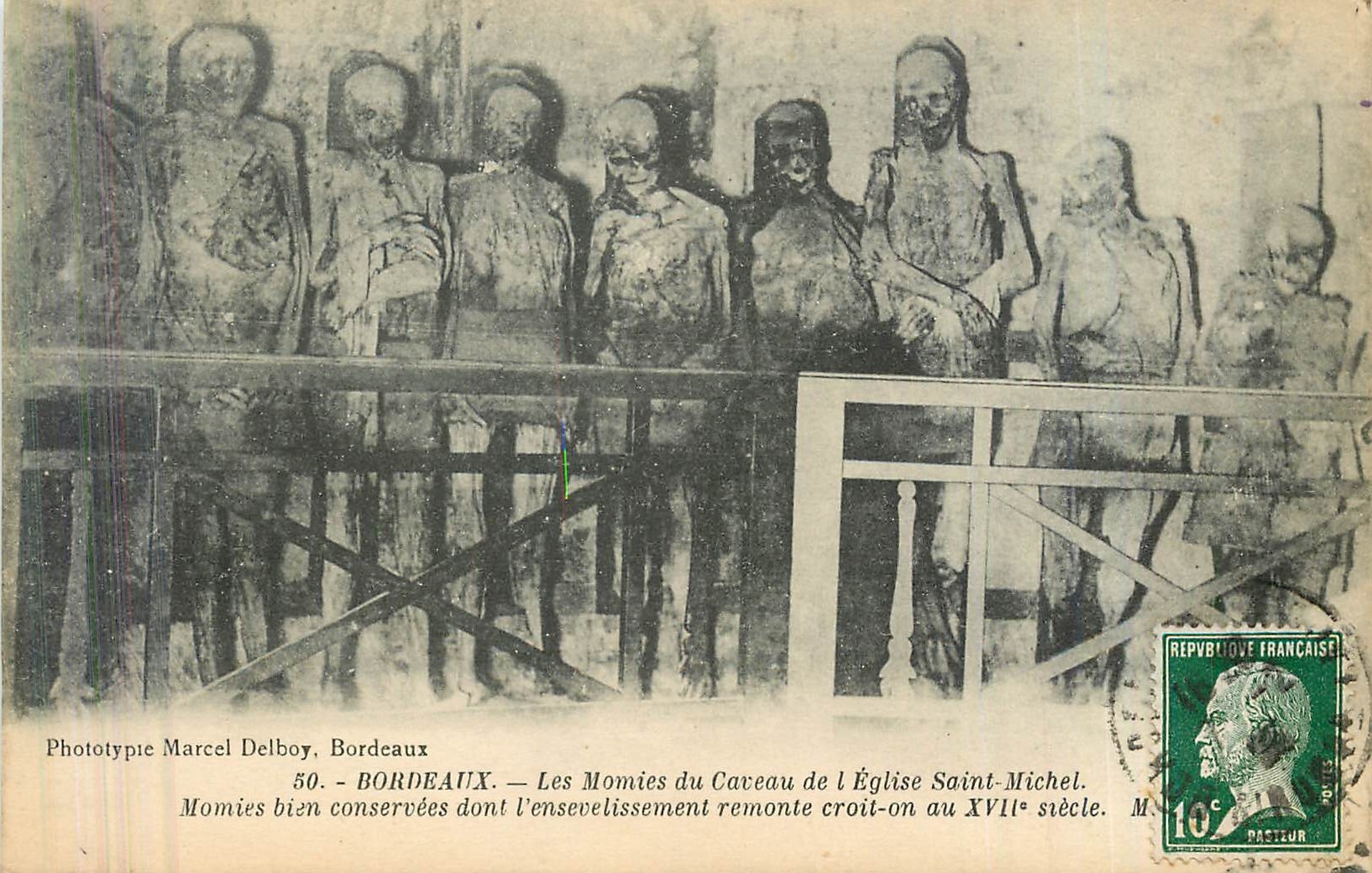 Bordeaux — Les Momies du Caveau de l'Église Saint-Michel — Phototypie Marcel Delboy, Bordeaux, n°50