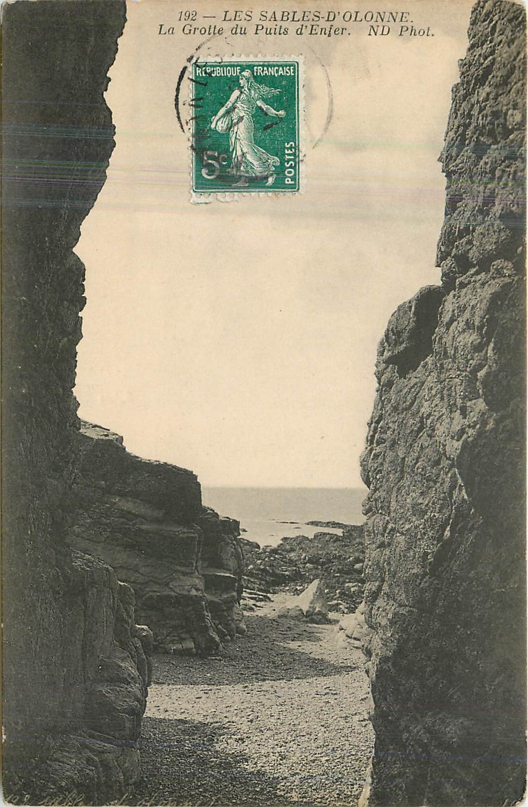 CPA Les Sables d'Olonne La Grotte du Puits d'Enfer 
