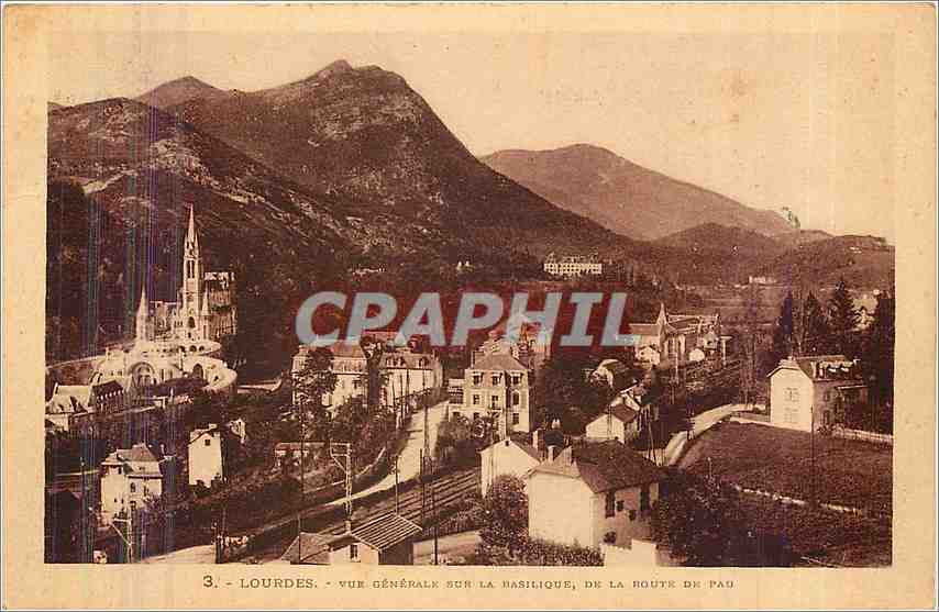 CPA Lourdes Vue generale sur la Basilique de la Route de Pau 