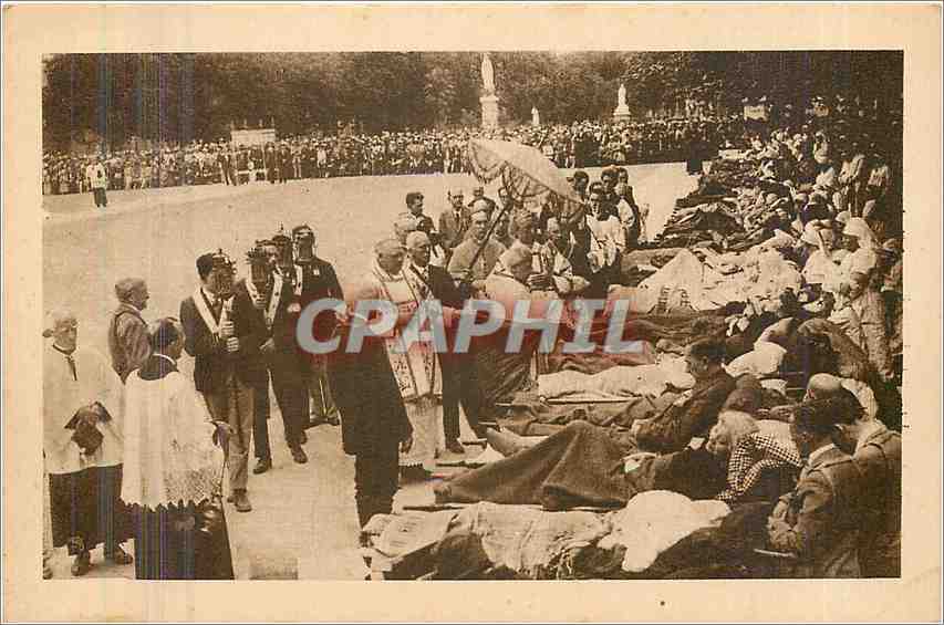 CPA Lourdes Benediction des Malades 